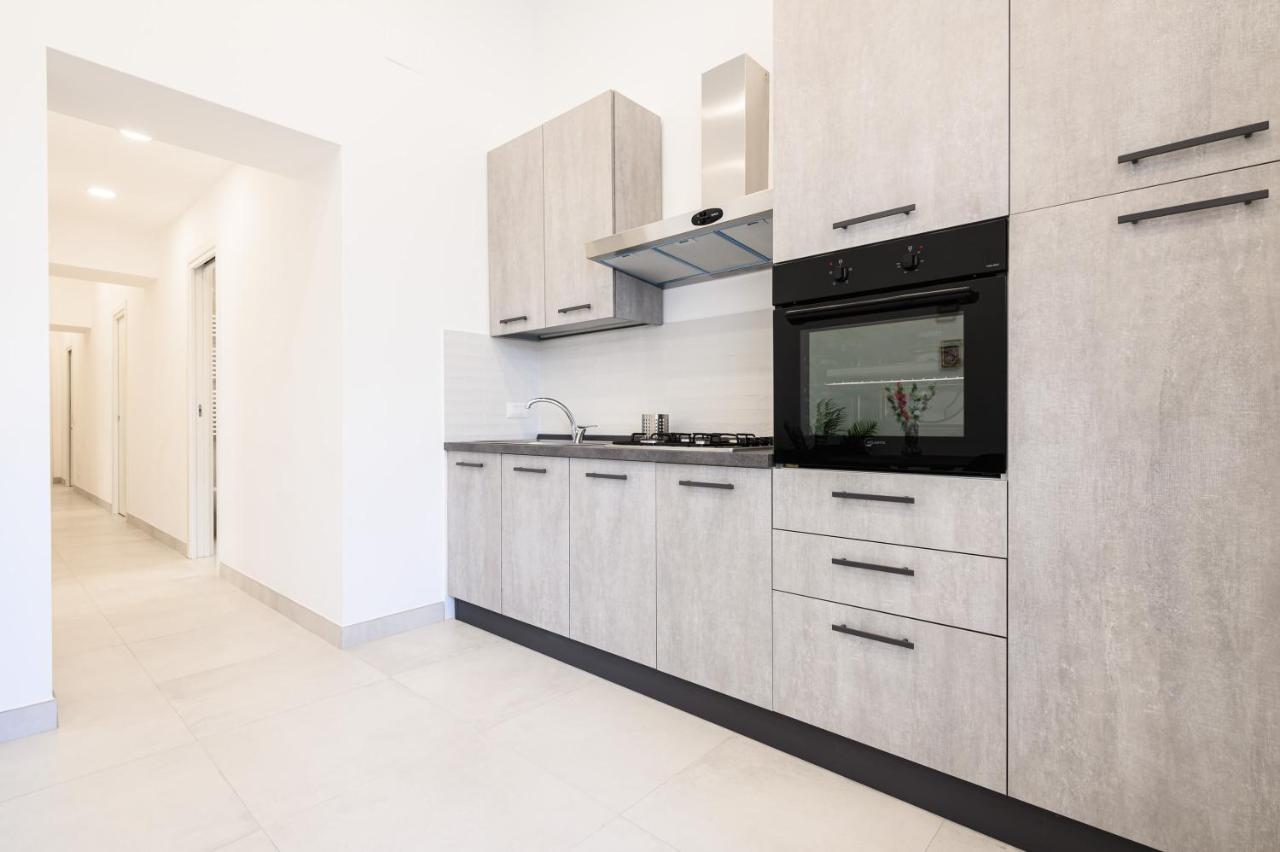 Magical Botanic-Charming Apartment نابولي المظهر الخارجي الصورة