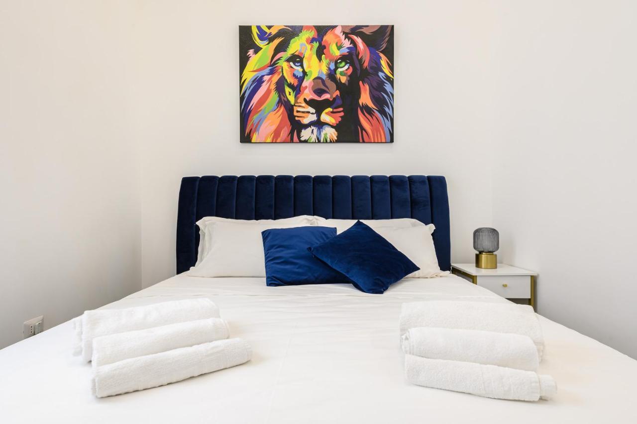 Magical Botanic-Charming Apartment نابولي المظهر الخارجي الصورة